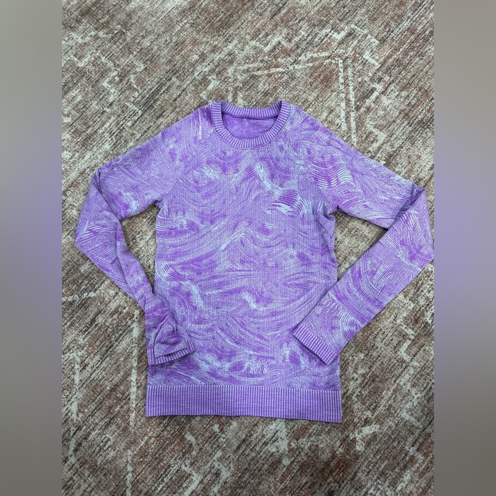 Lululemon Women Size 2 Long Sleeve Rest Less Pullover Purple Thumb Loop Lavender - Picture 2 of 9
